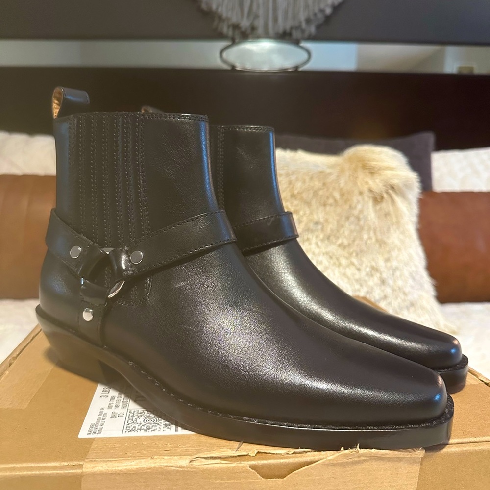 Madewell Western Moto Boots in Leather